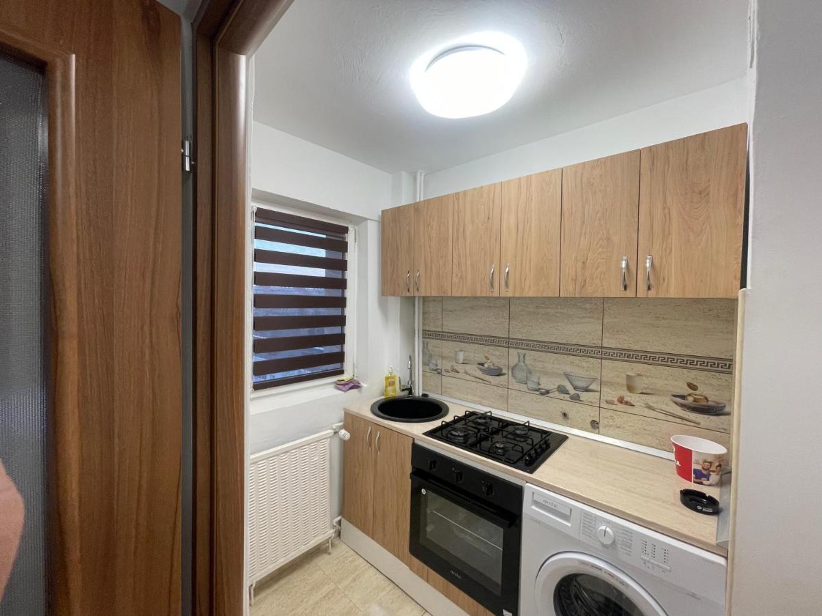 Garsoniera -single 91 Bucharest