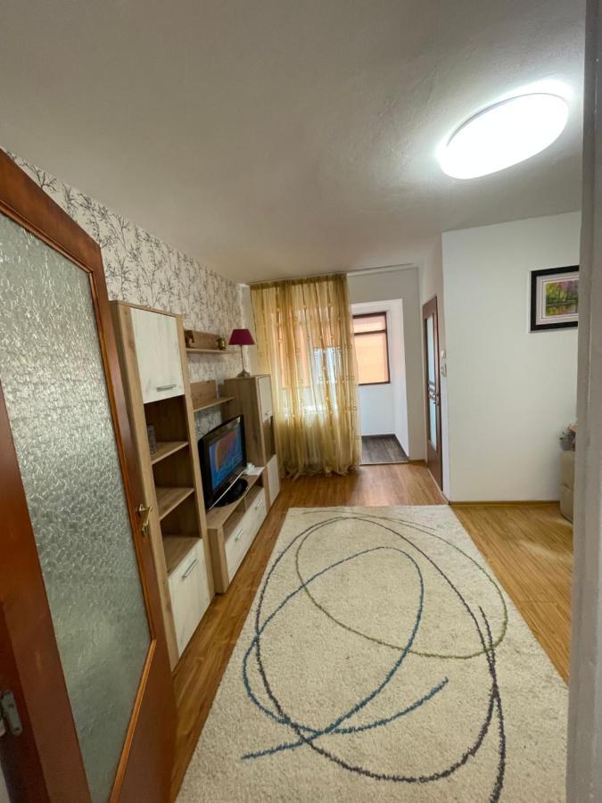 Garsoniera -single 91 Bucharest